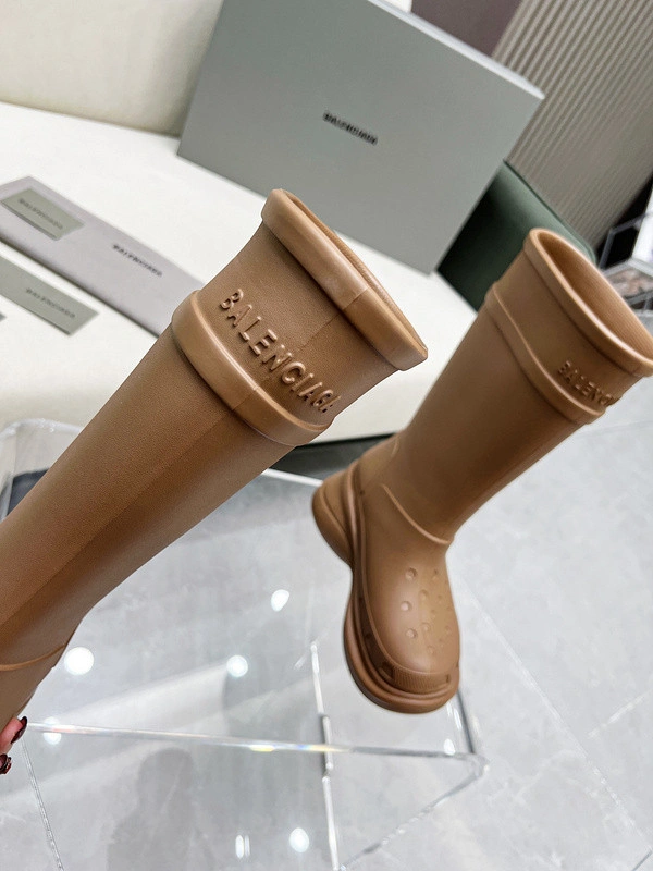 BALENCIAGA  Croc Rubber Rain Boots BROWN
