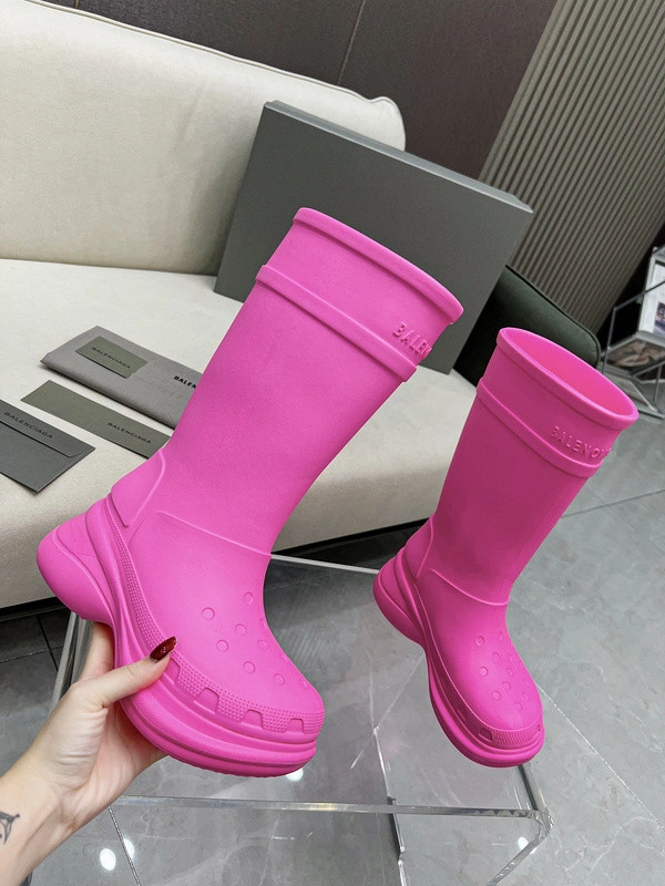 BALENCIAGA  Croc Rubber Rain Boots PINK