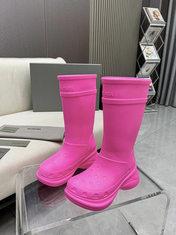 BALENCIAGA  Croc Rubber Rain Boots PINK