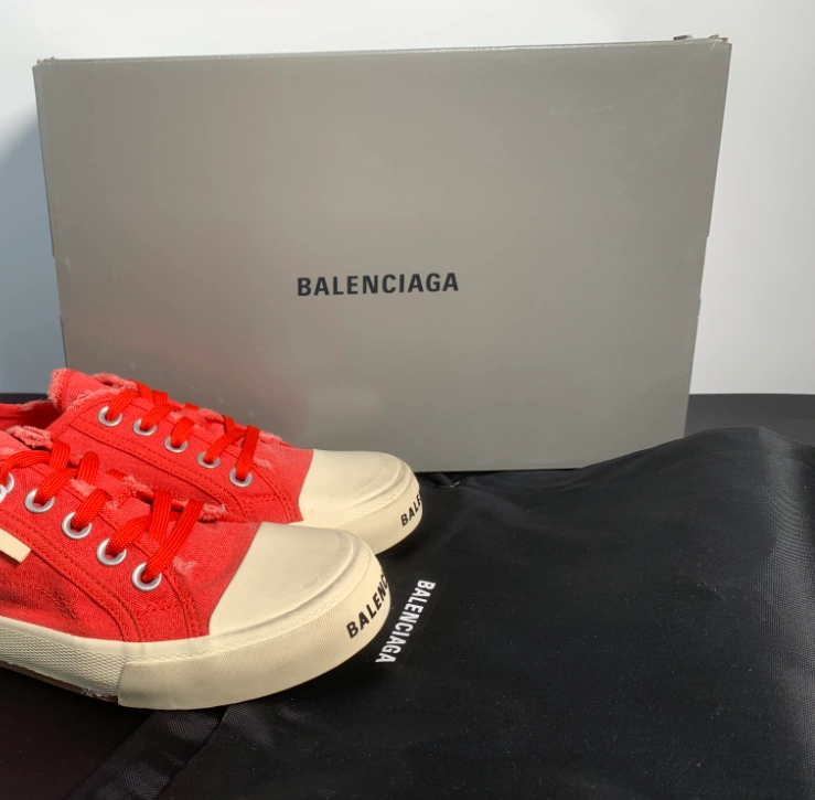 BALENCIAGA  MEN'S PARIS HIGH TOP SNEAKER