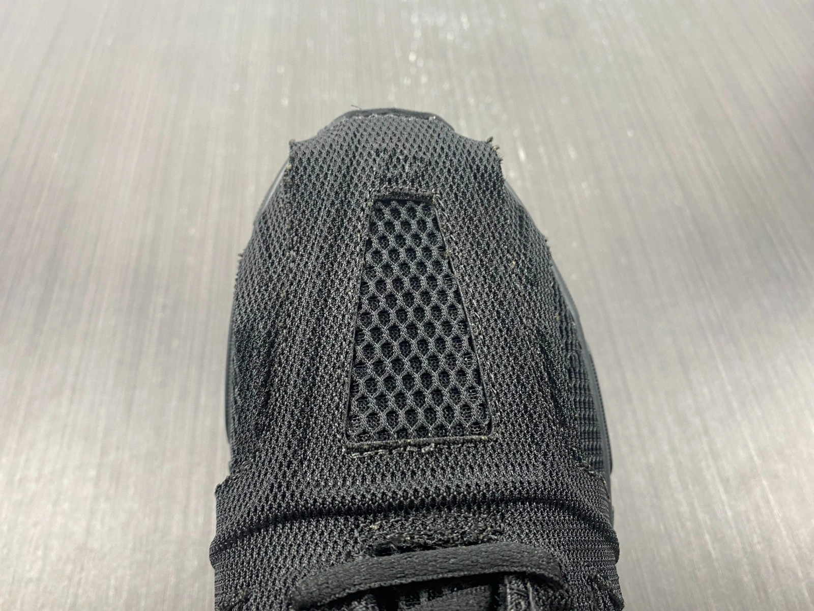 BALENCIAGA  MEN'S PHANTOM SNEAKER IN BLACK  678869W2E921000