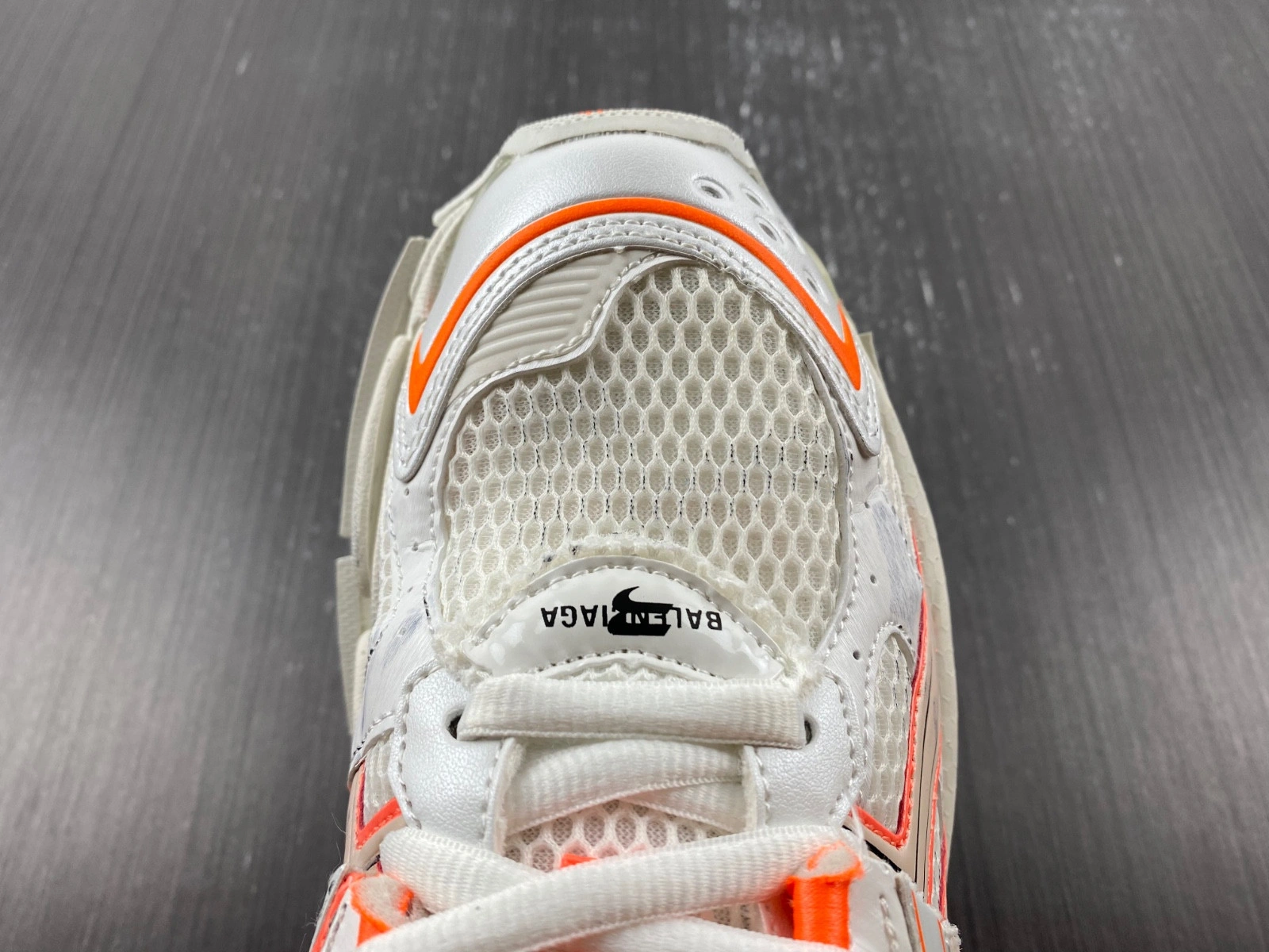 BALENCIAGA  RUNNER SNEAKER 677403W3RBM9770