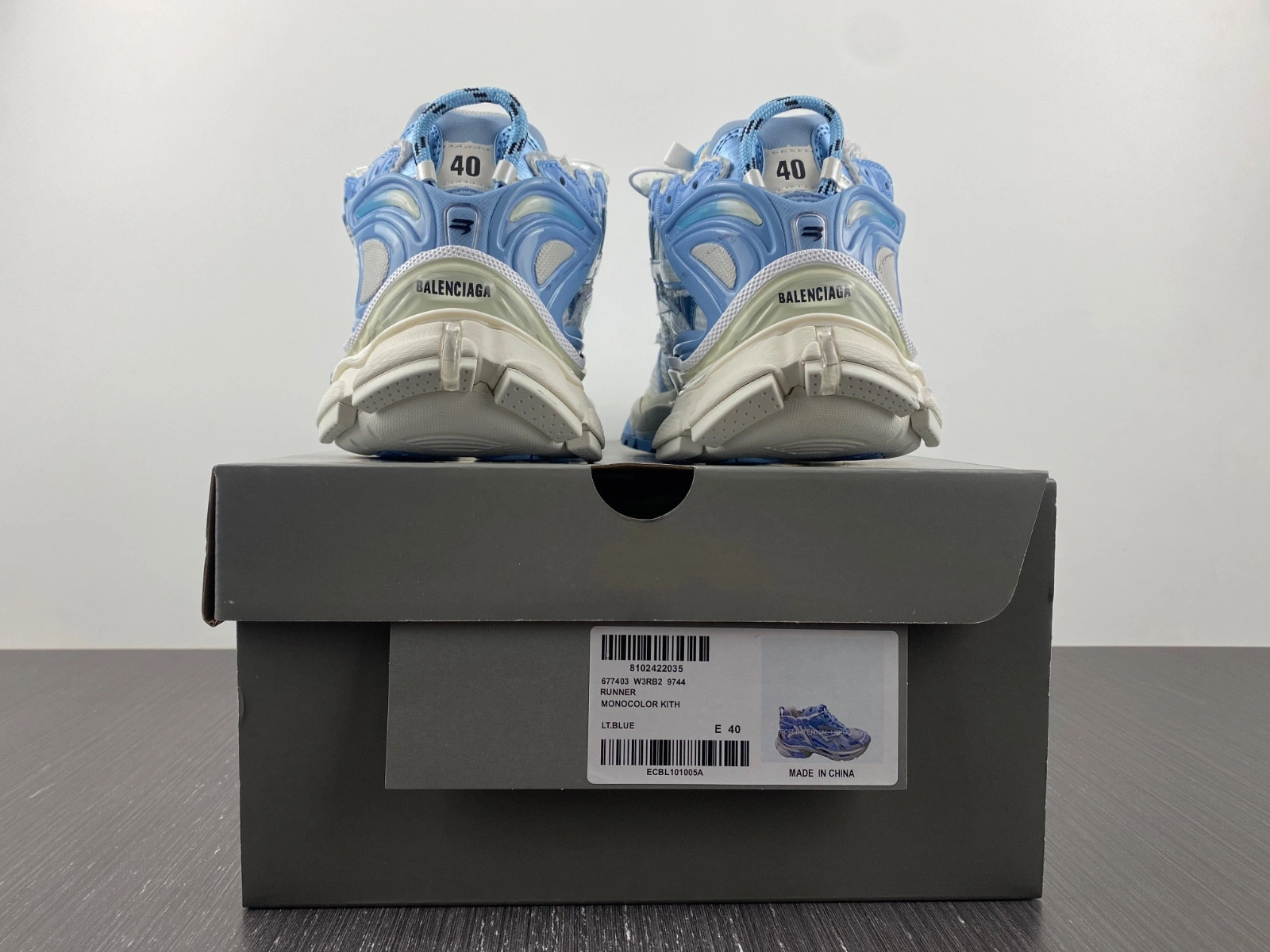 BALENCIAGA  RUNNER SNEAKER