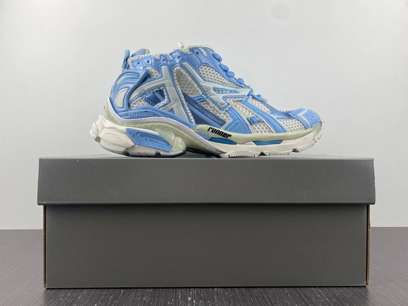 BALENCIAGA  RUNNER SNEAKER
