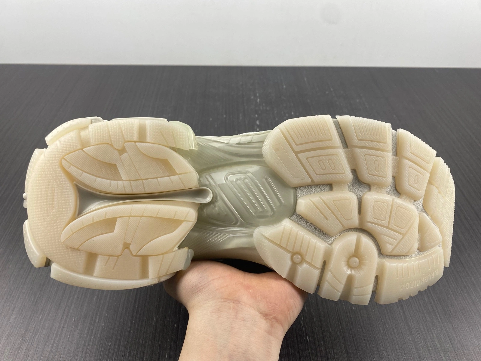 BALENCIAGA  RUNNER SNEAKER