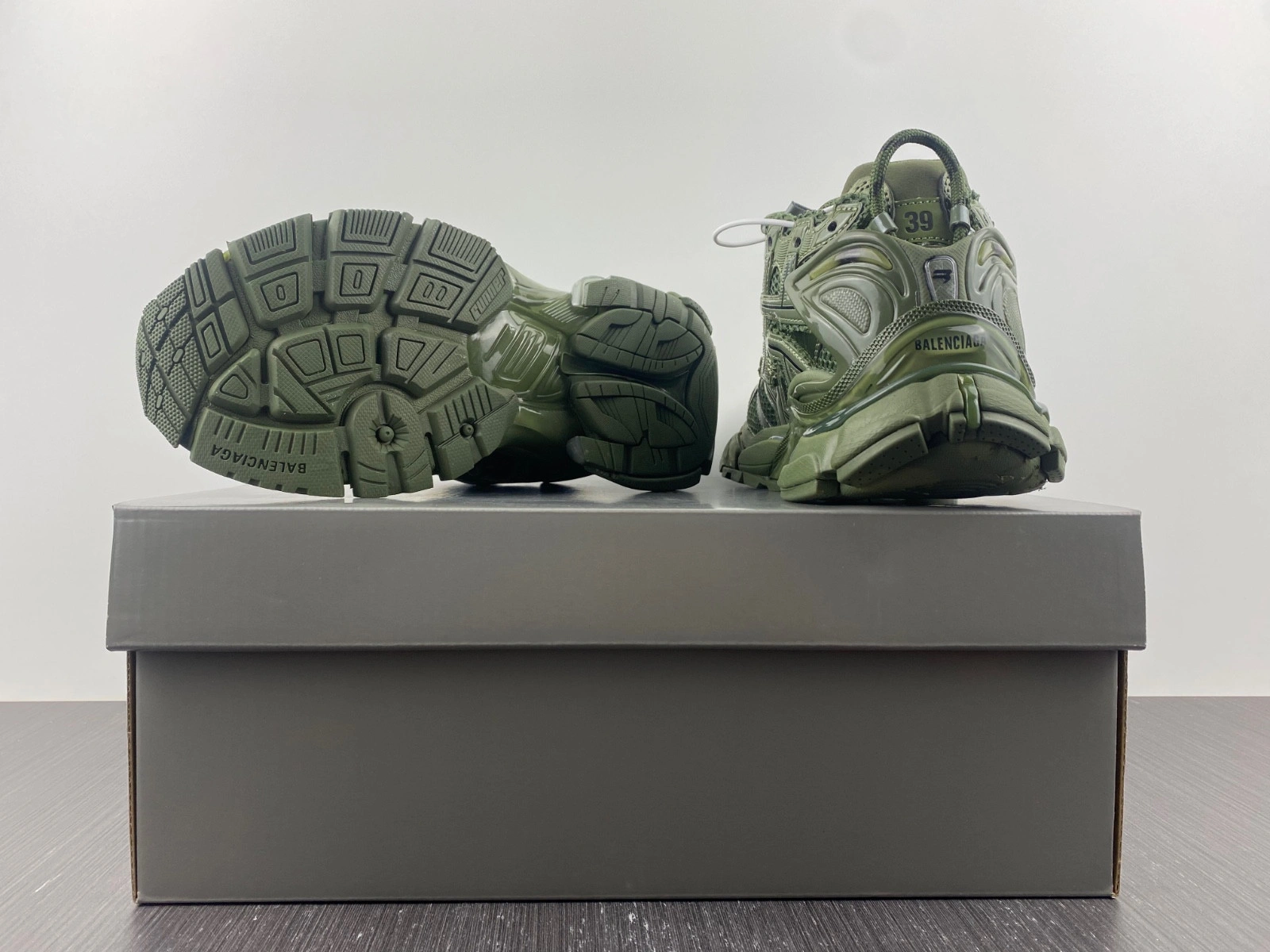 BALENCIAGA  RUNNER SNEAKER