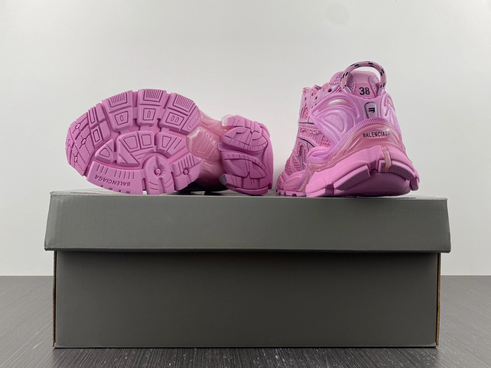 BALENCIAGA  RUNNER SNEAKER