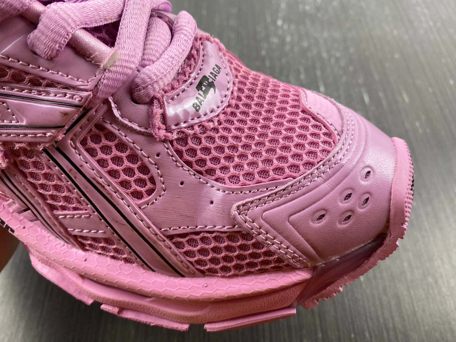 BALENCIAGA  RUNNER SNEAKER