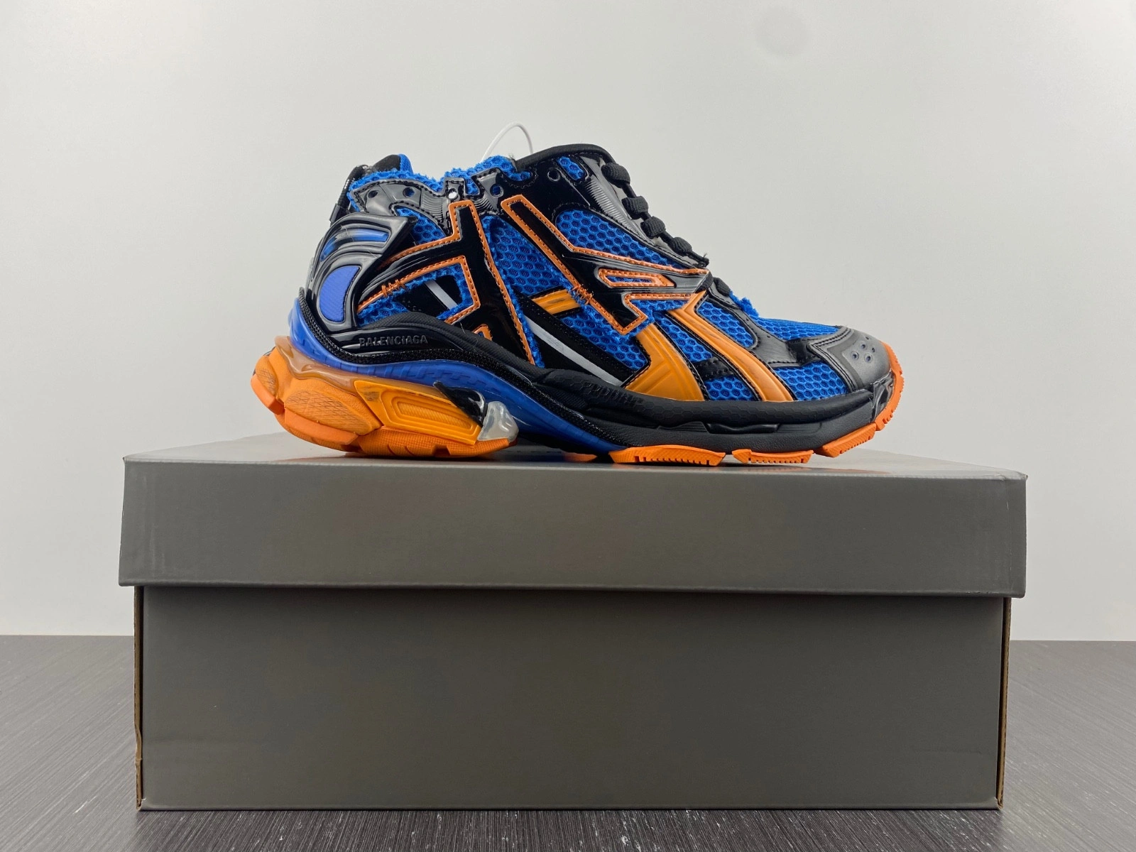BALENCIAGA  RUNNER SNEAKER