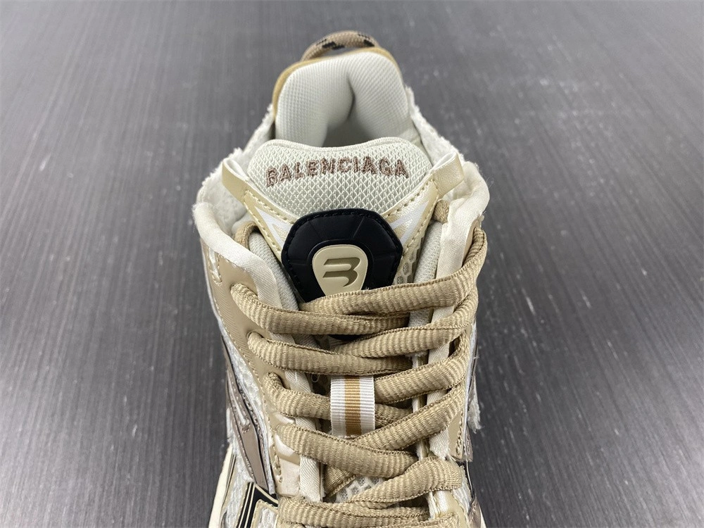 BALENCIAGA  RUNNER SNEAKER