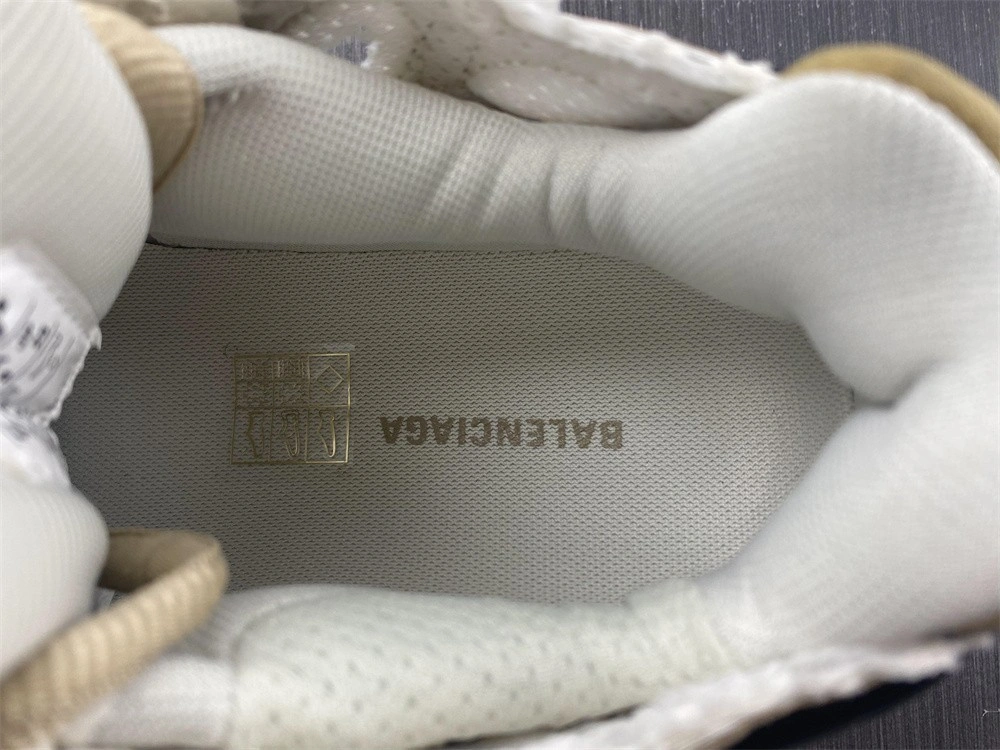 BALENCIAGA  RUNNER SNEAKER