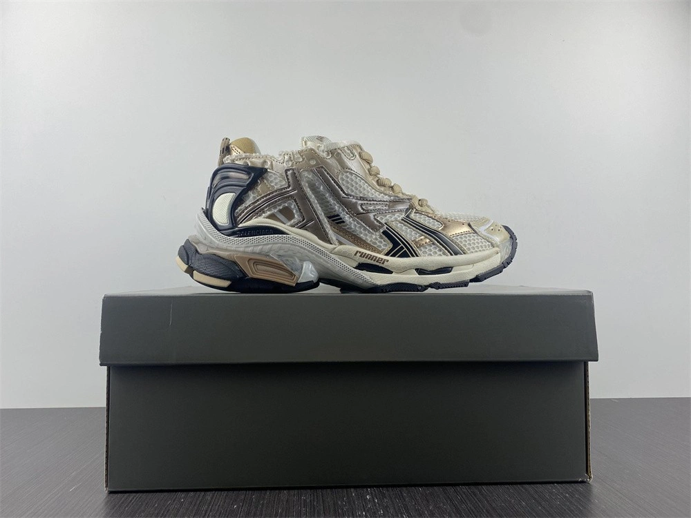 BALENCIAGA  RUNNER SNEAKER