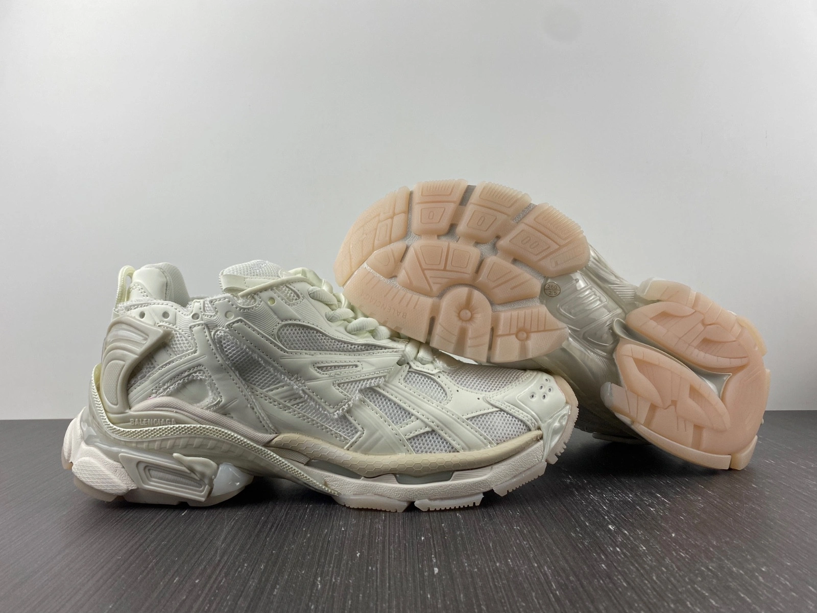 BALENCIAGA  RUNNER SNEAKER