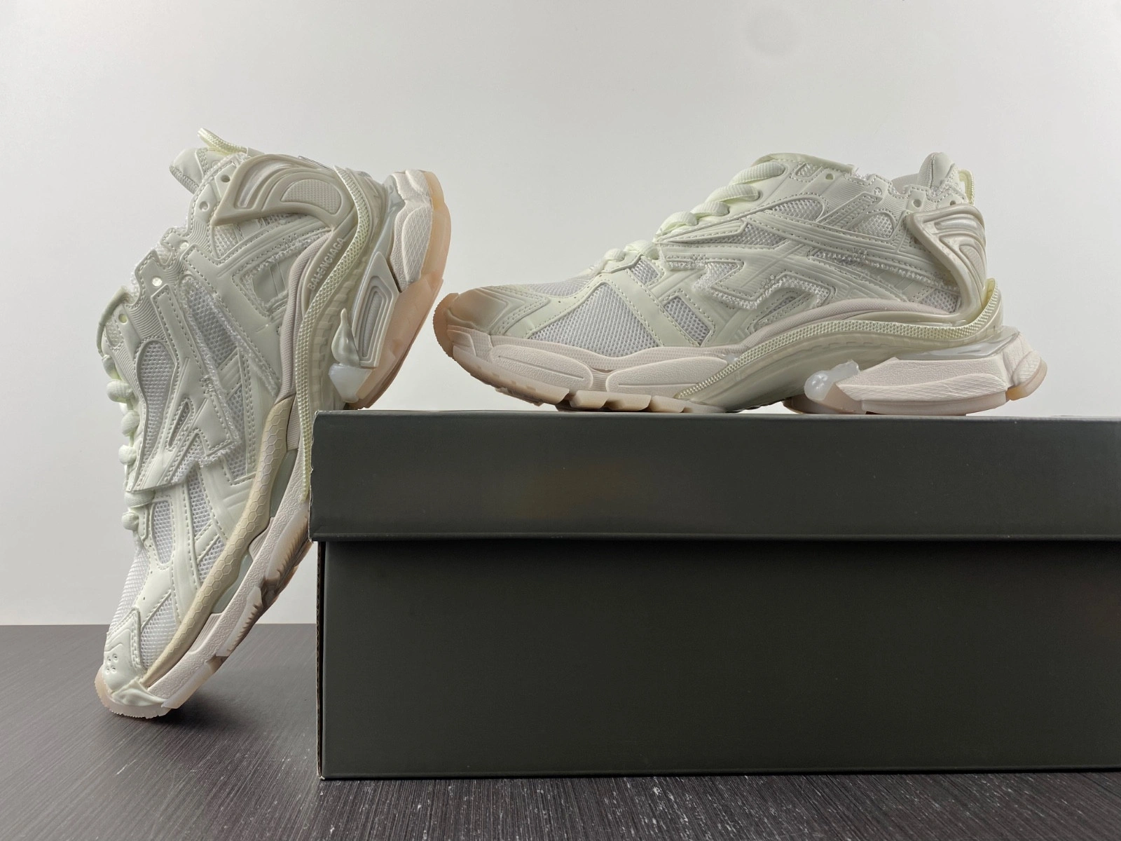 BALENCIAGA  RUNNER SNEAKER