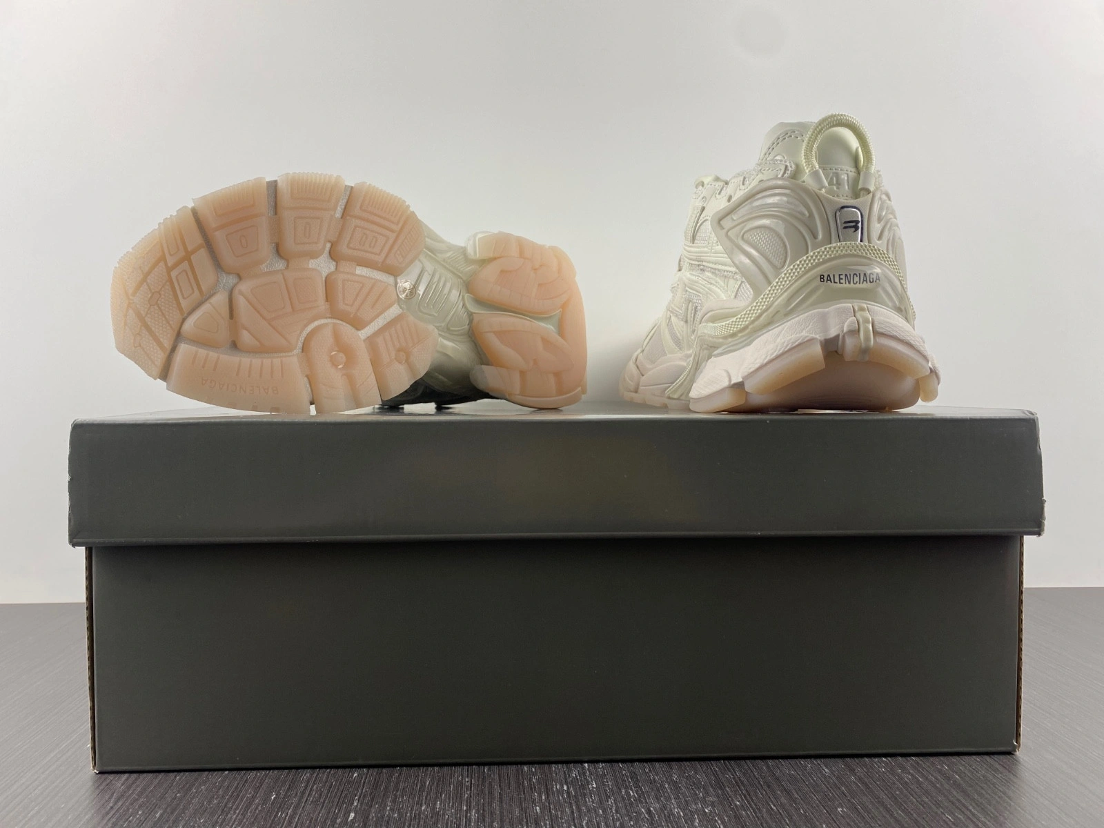 BALENCIAGA  RUNNER SNEAKER