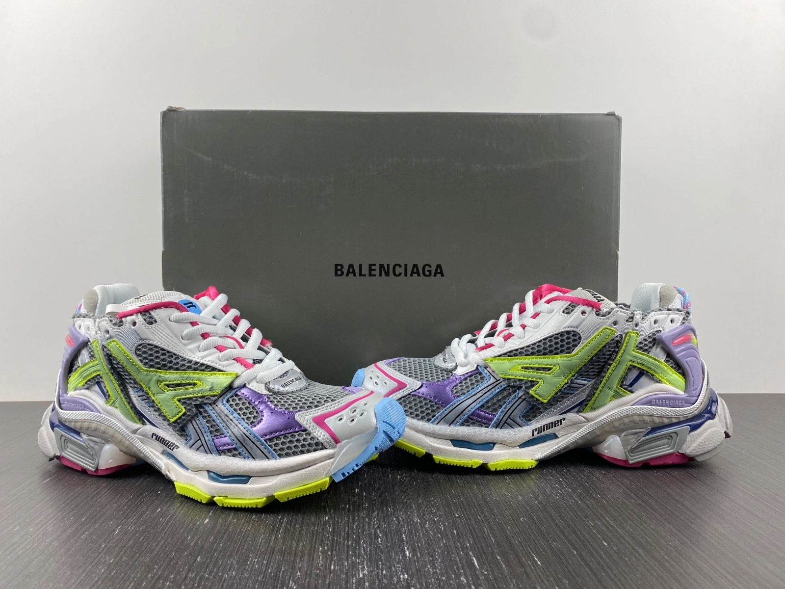 BALENCIAGA  RUNNER SNEAKER