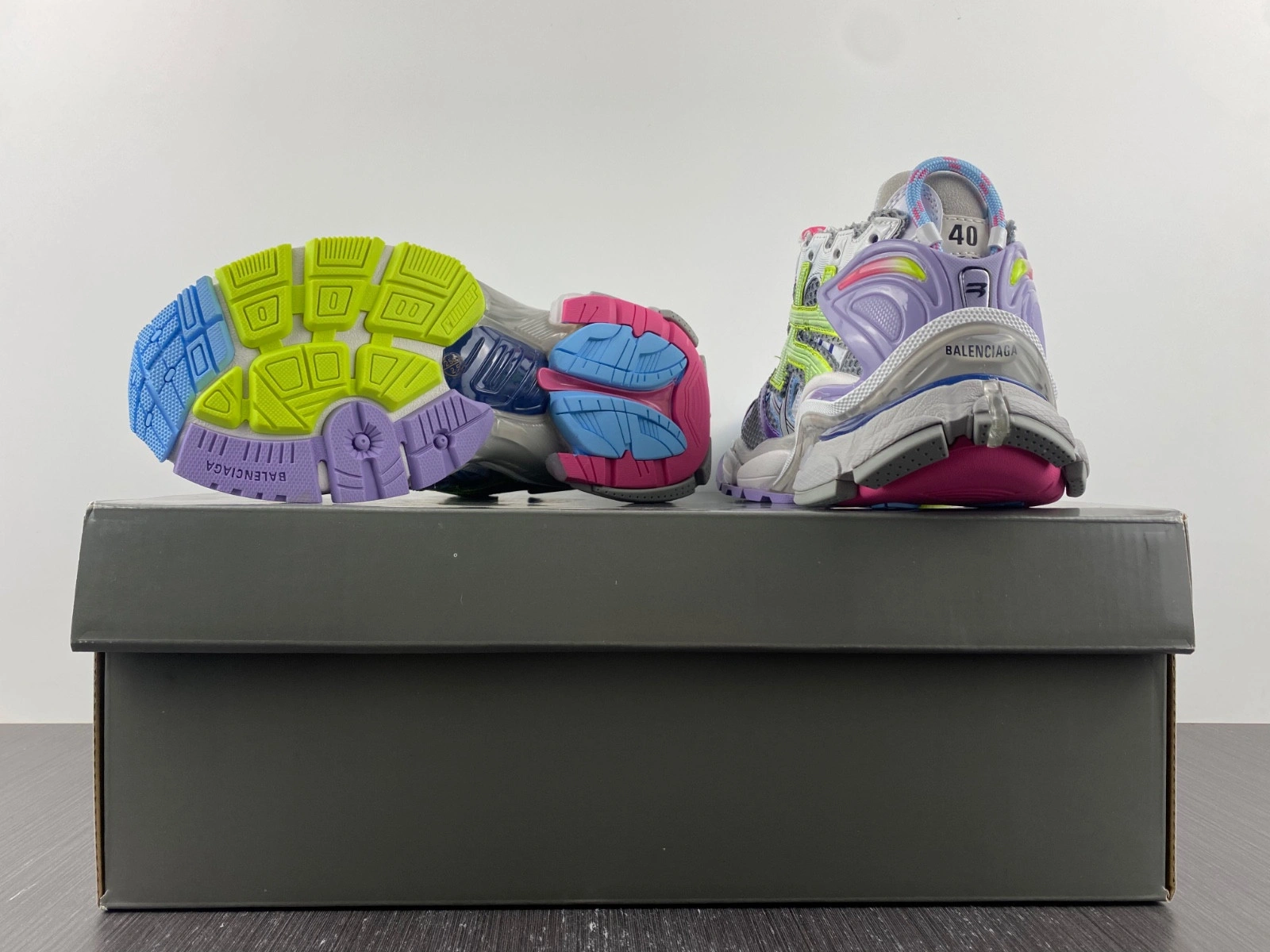 BALENCIAGA  RUNNER SNEAKER