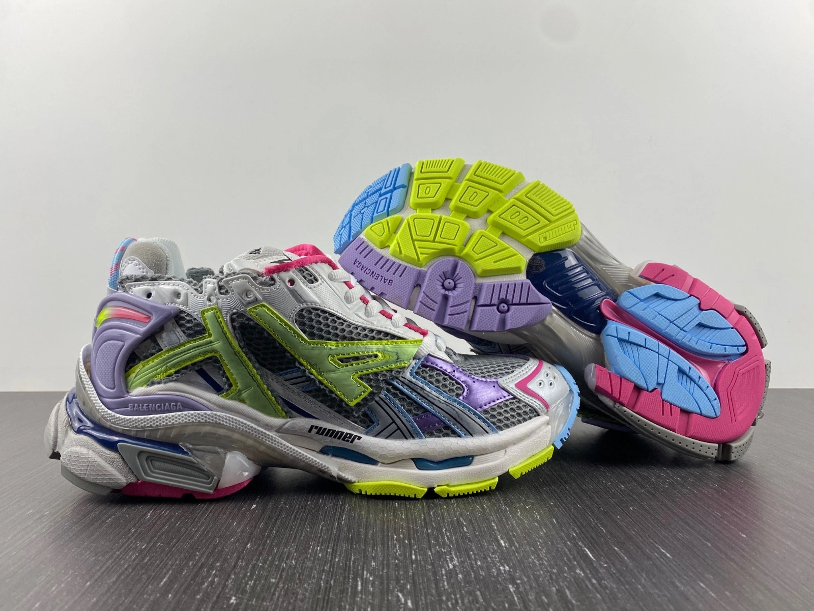 BALENCIAGA  RUNNER SNEAKER