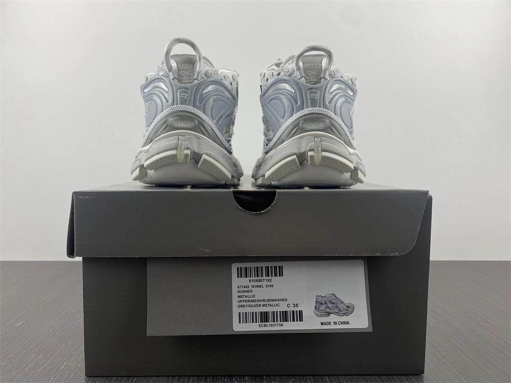 BALENCIAGA  RUNNER SNEAKER
