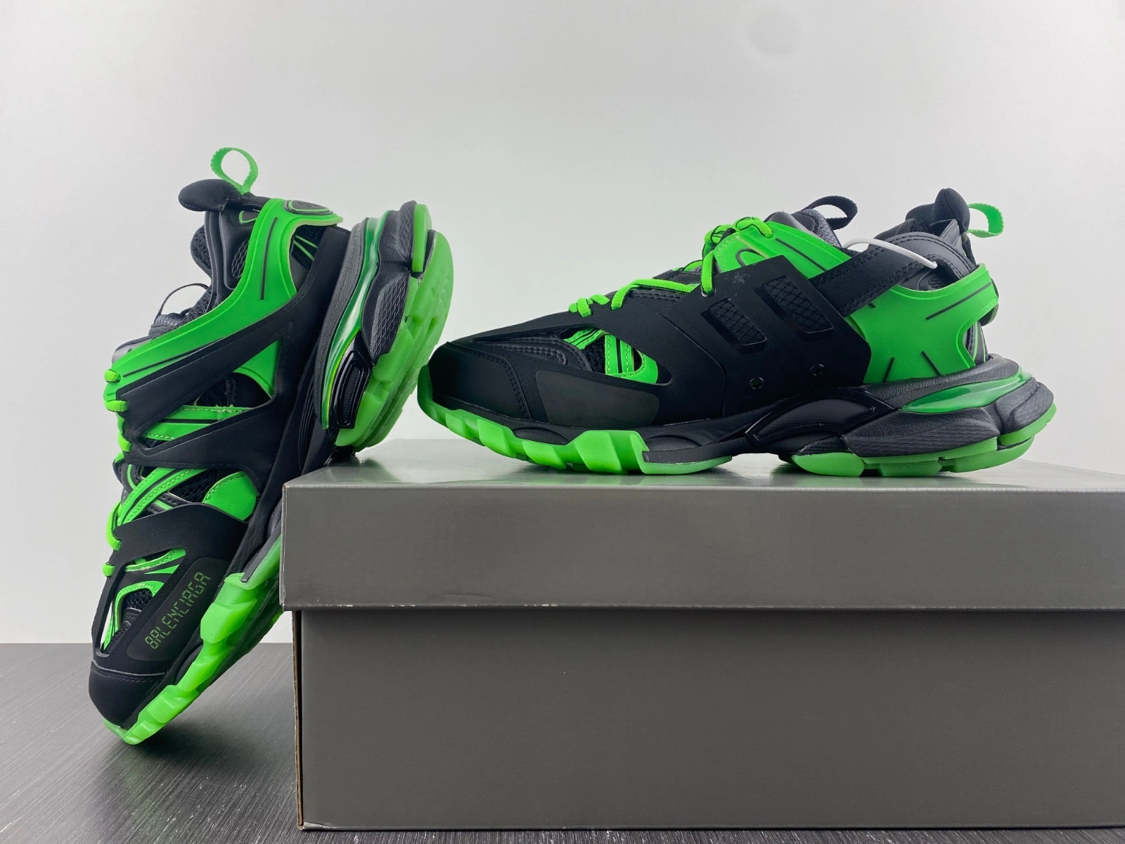 BALENCIAGA  TRACK.3 SNEAKER