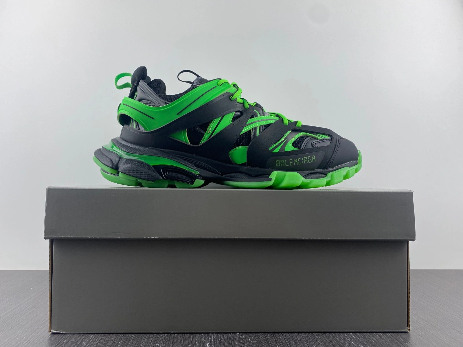 BALENCIAGA  TRACK.3 SNEAKER
