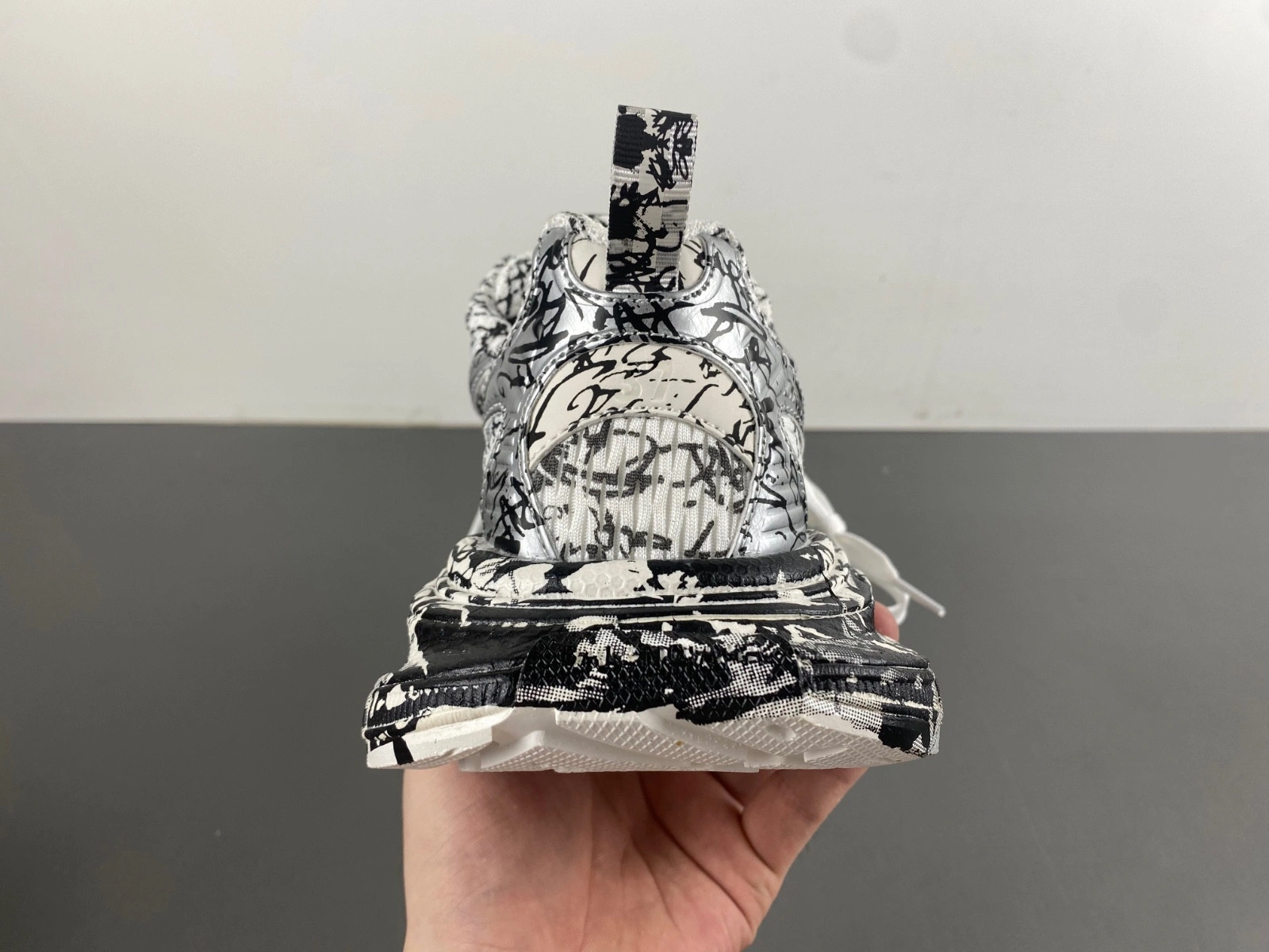BALENCIAGA 3xl Extreme Graffiti Sneaker in White black