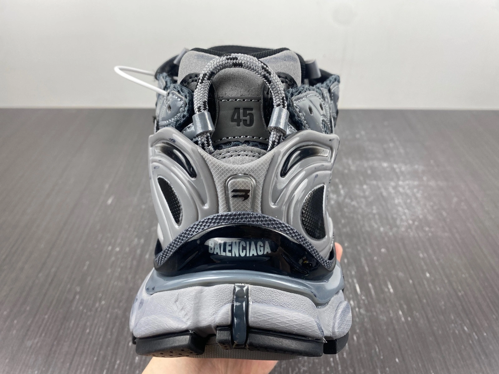 BALENCIAGA 7.0 RUNNER