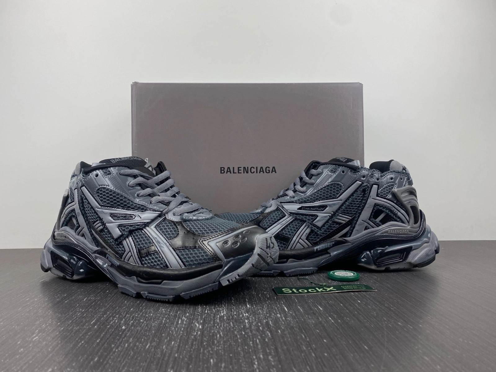BALENCIAGA 7.0 RUNNER