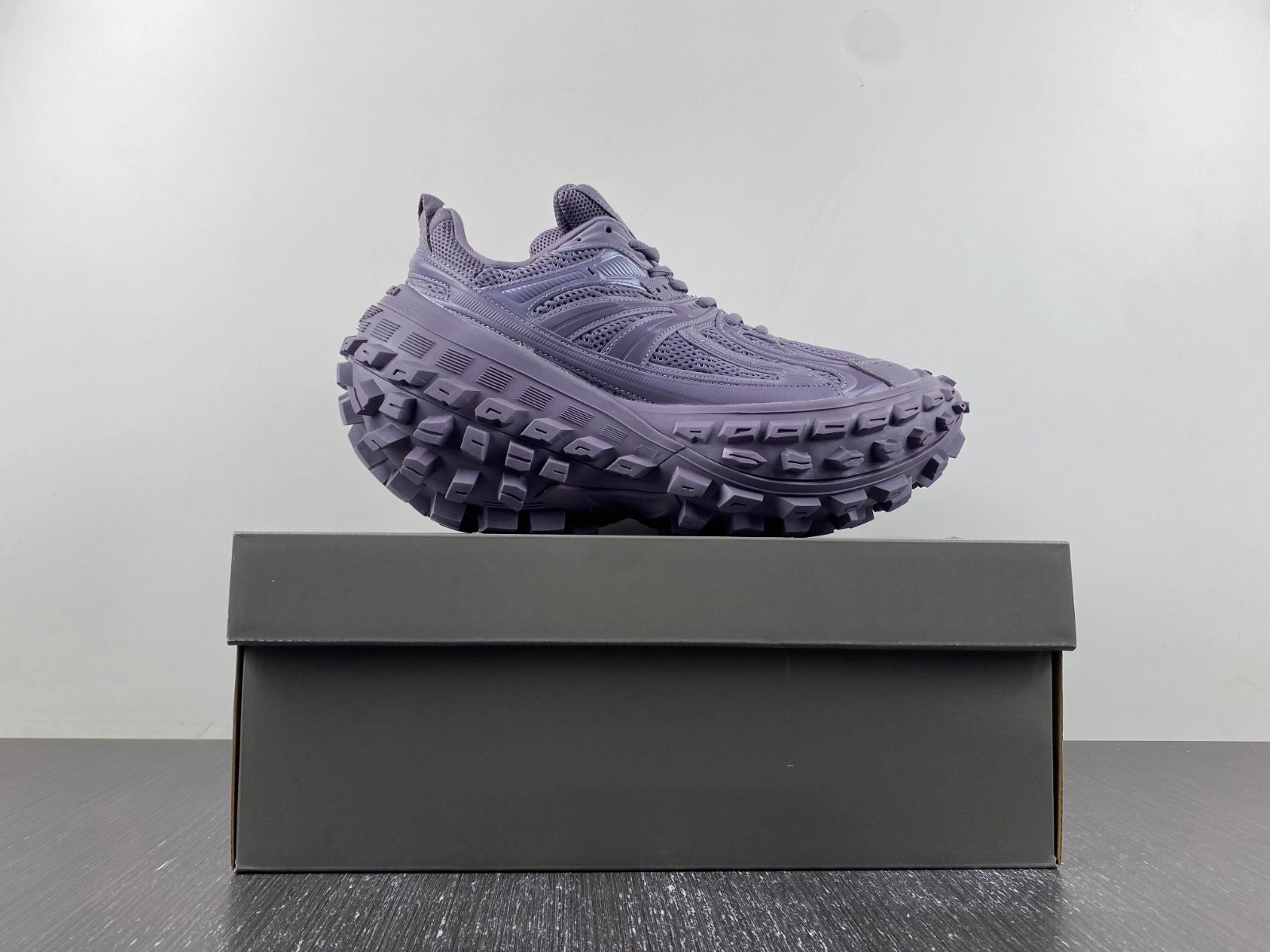 BALENCIAGA DEFENDER SNEAKER