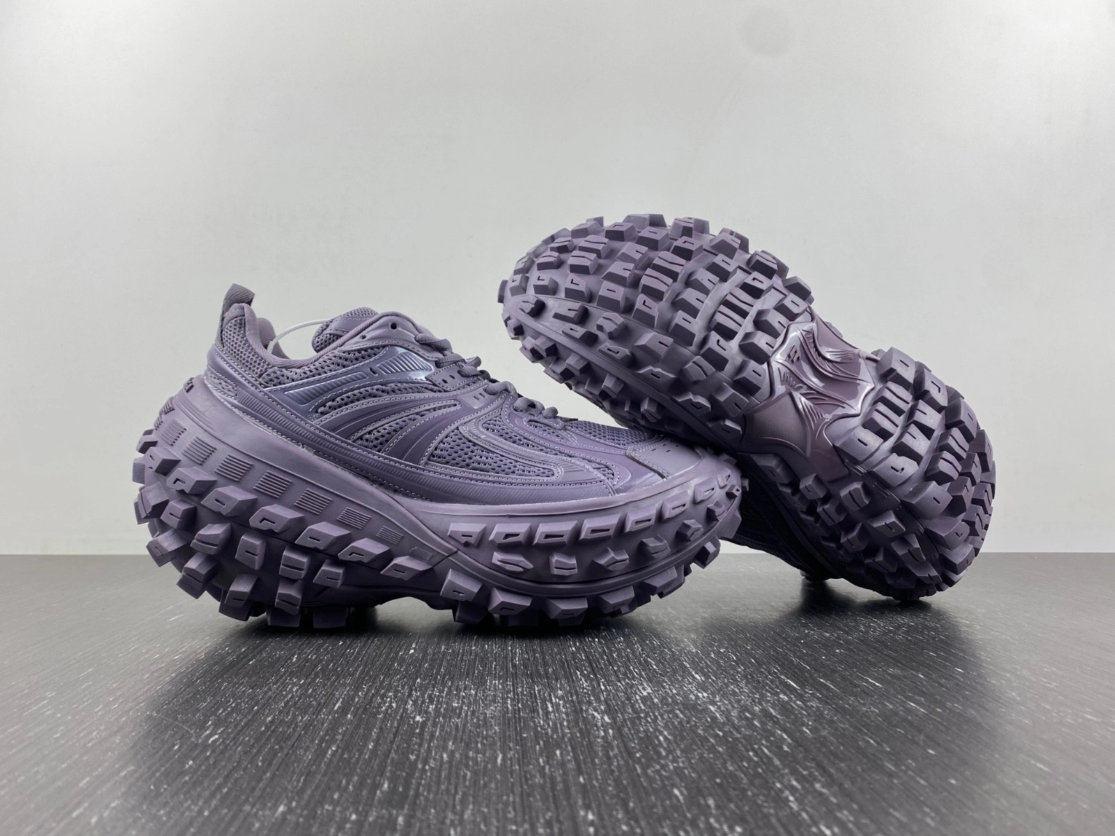 BALENCIAGA DEFENDER SNEAKER