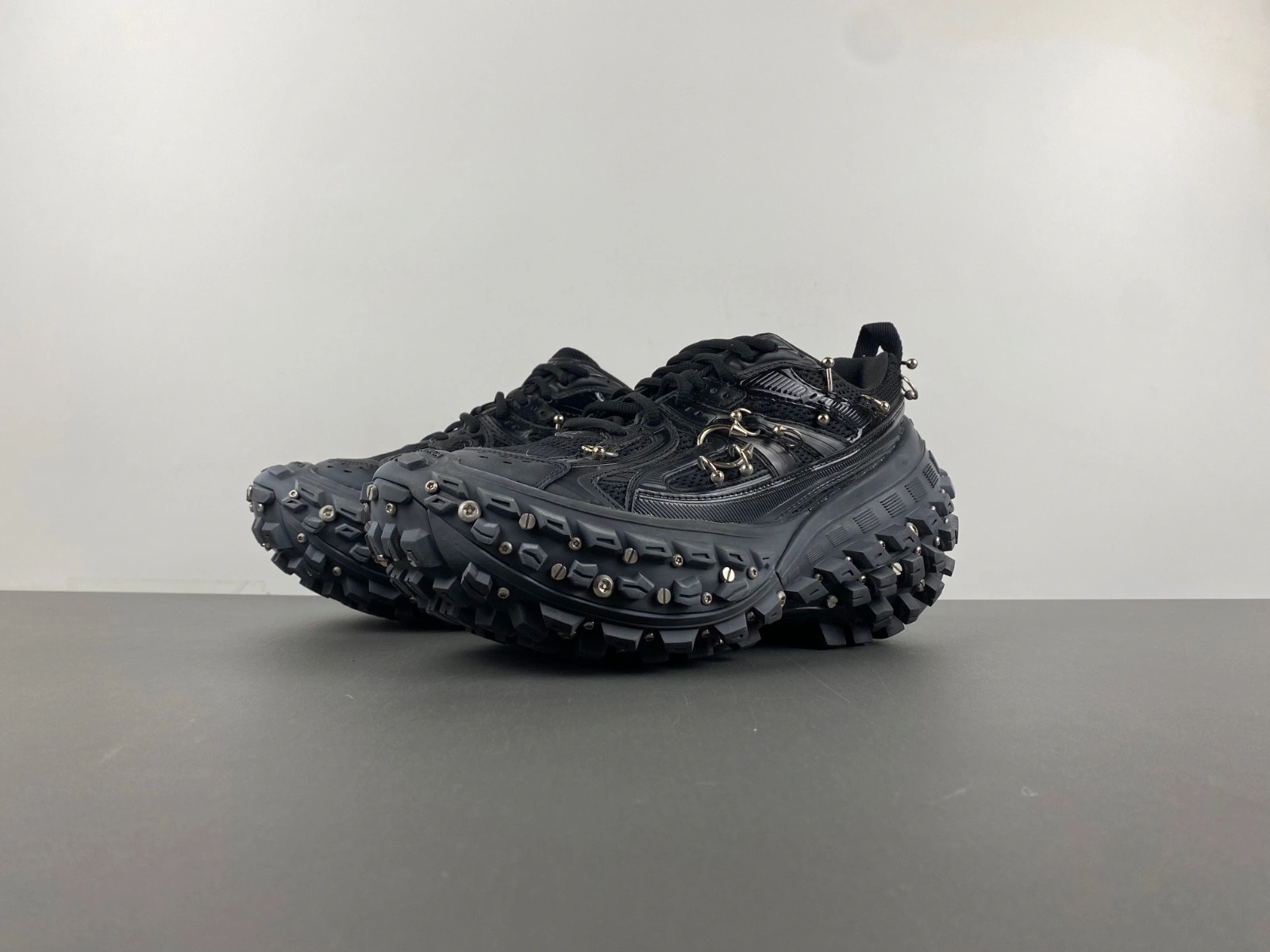 BALENCIAGA DEFENDER SNEAKER