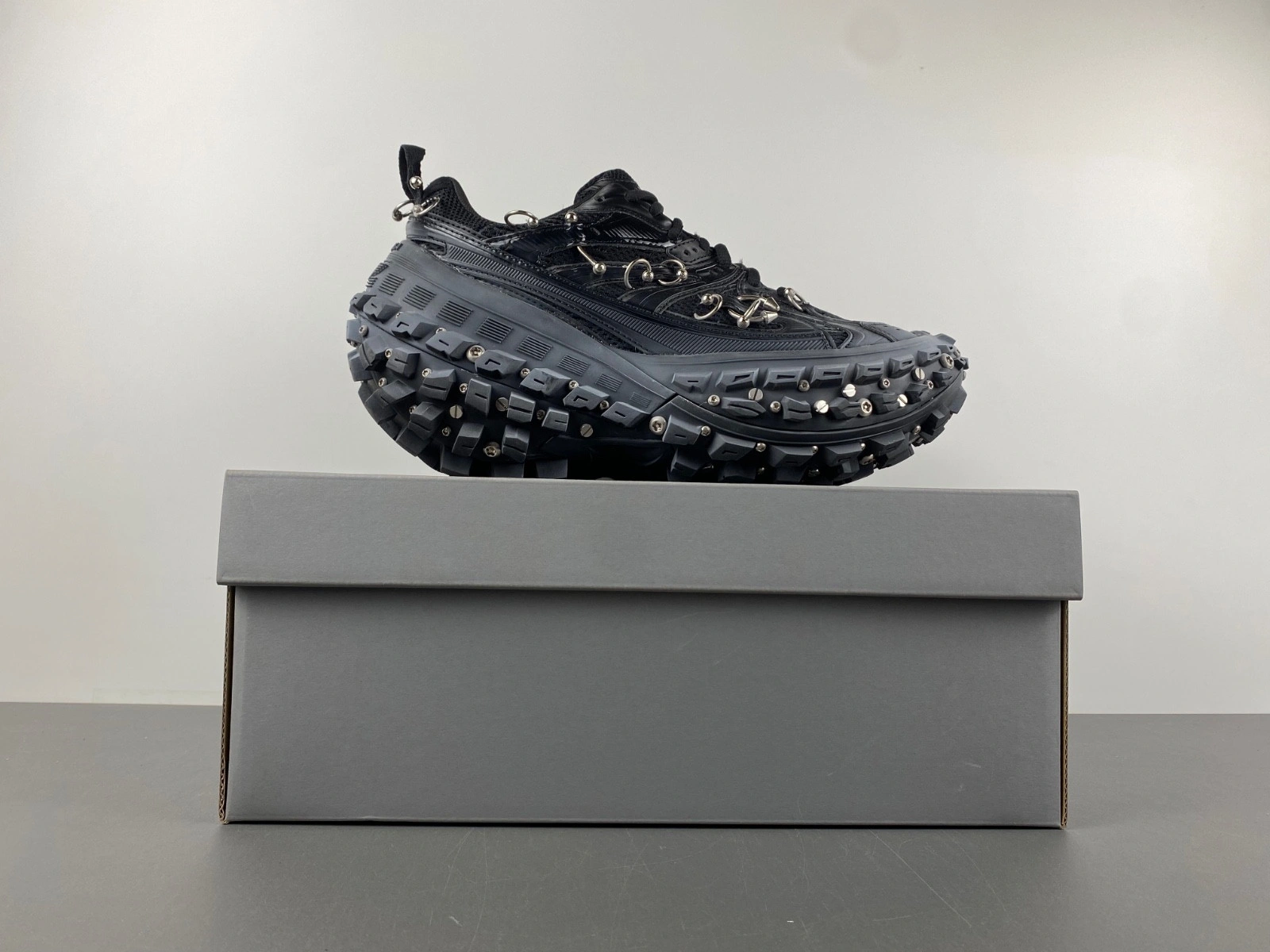 BALENCIAGA DEFENDER SNEAKER