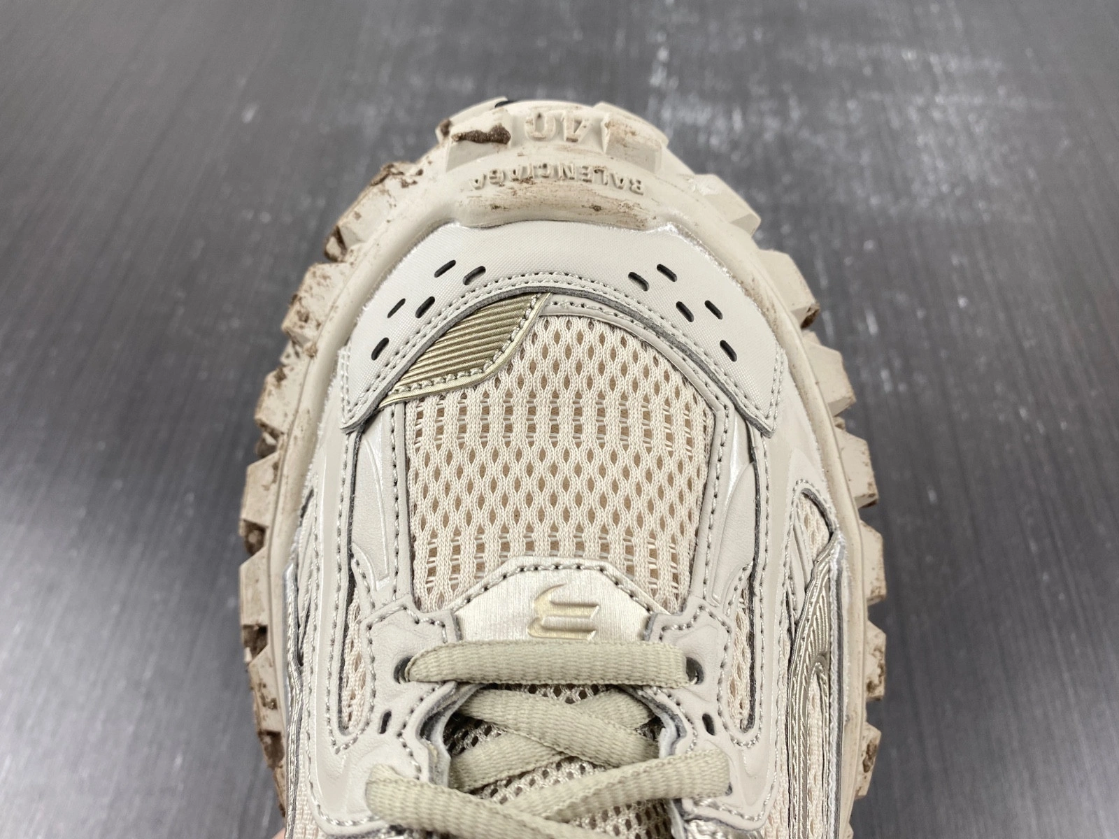 BALENCIAGA DEFENDER SNEAKER