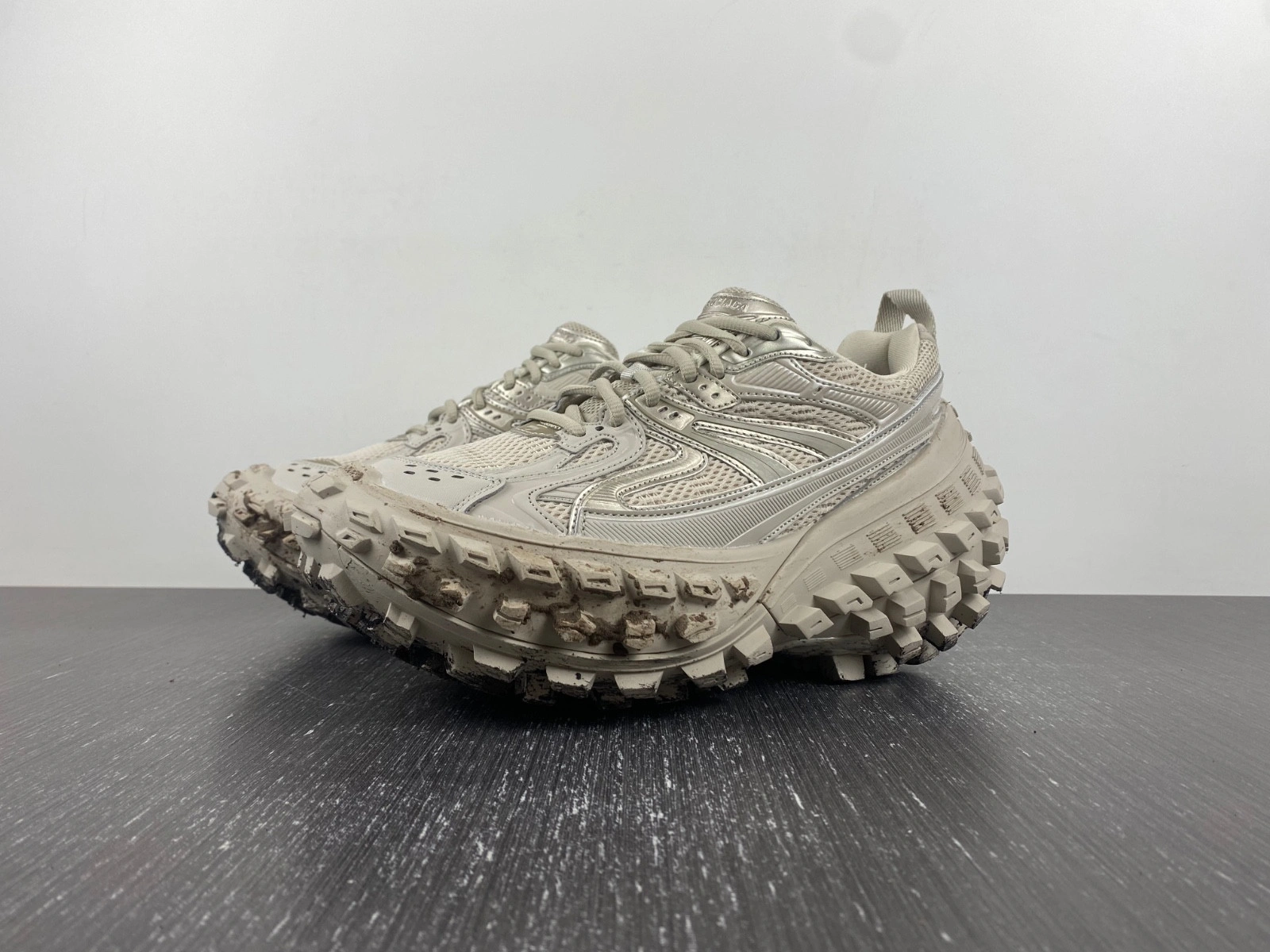 BALENCIAGA DEFENDER SNEAKER