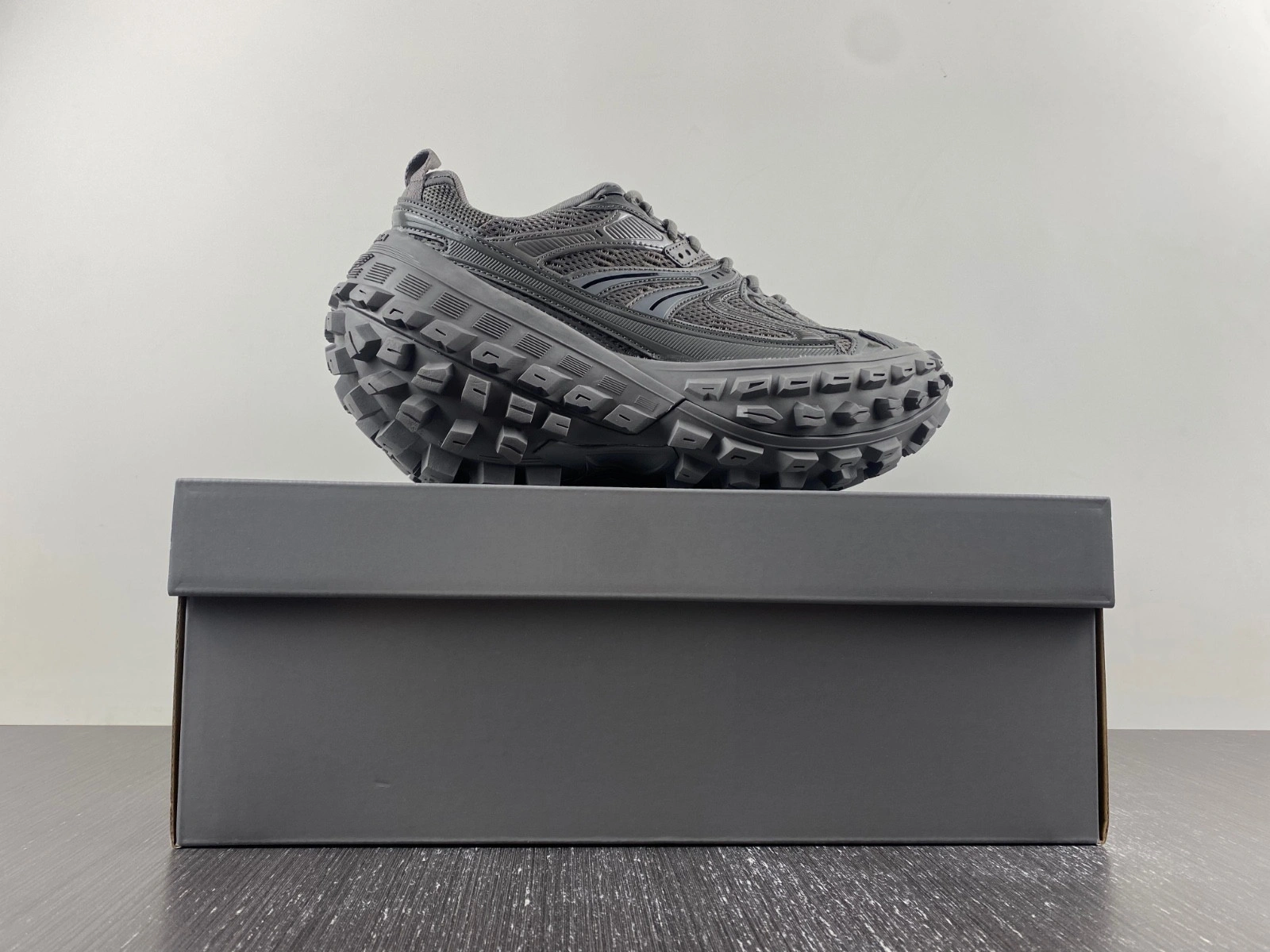 BALENCIAGA DEFENDER SNEAKER