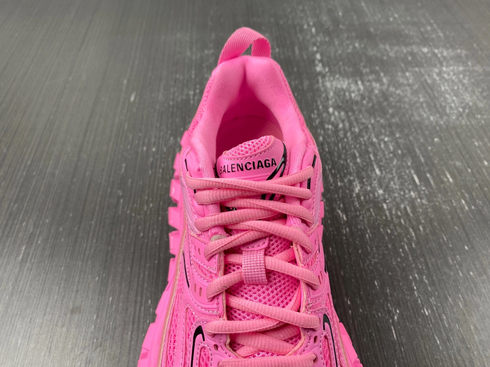 BALENCIAGA DEFENDER SNEAKER