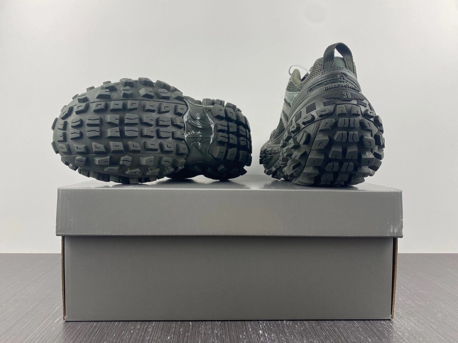 BALENCIAGA DEFENDER SNEAKER