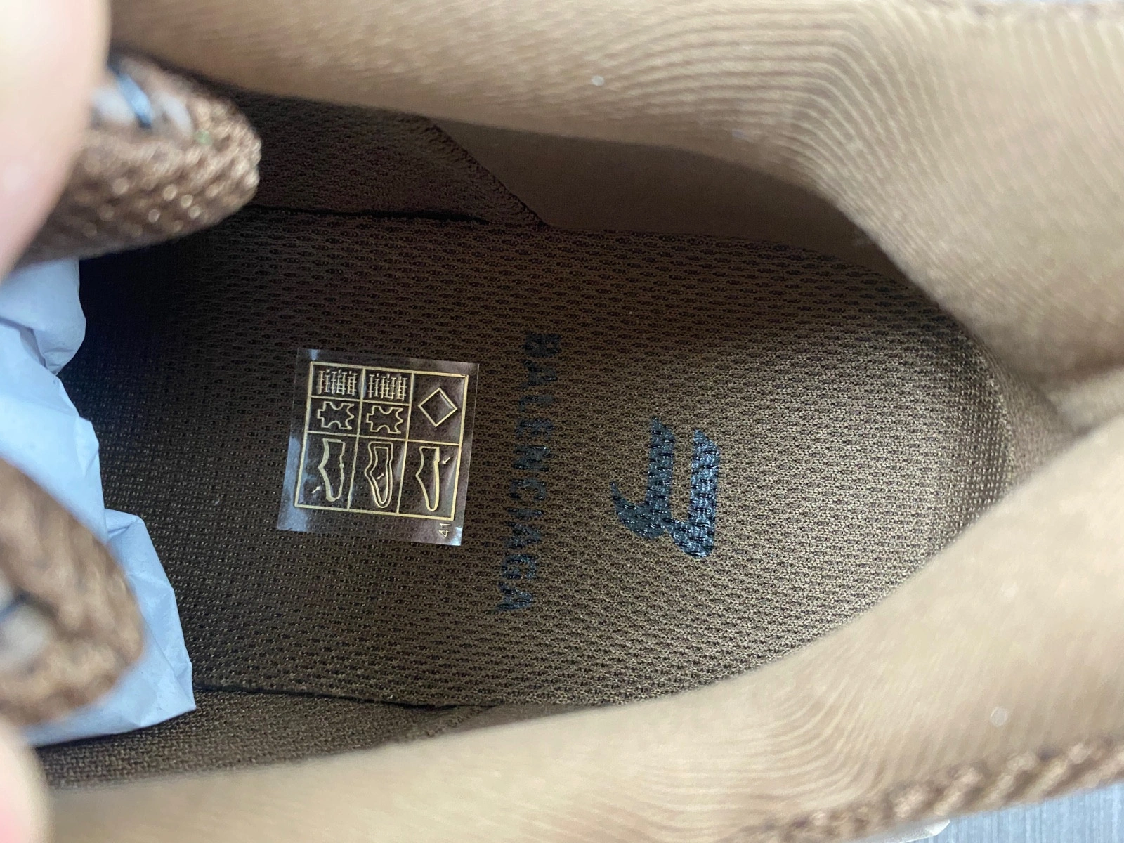 BALENCIAGA DEFENDER SNEAKER