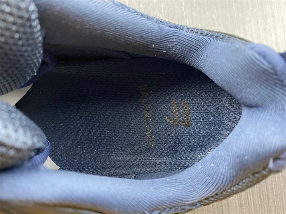 BALENCIAGA DEFENDER SNEAKER
