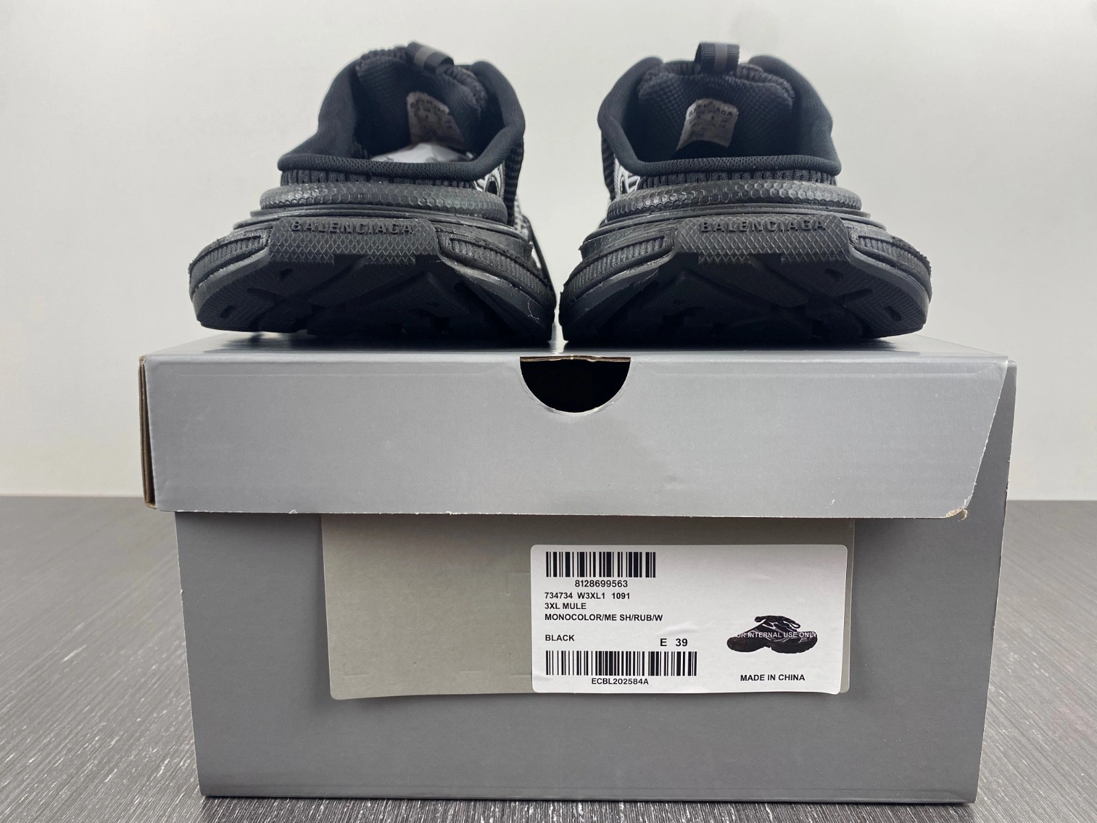 BALENCIAGA MEN'S 3XL MULE IN BLACK