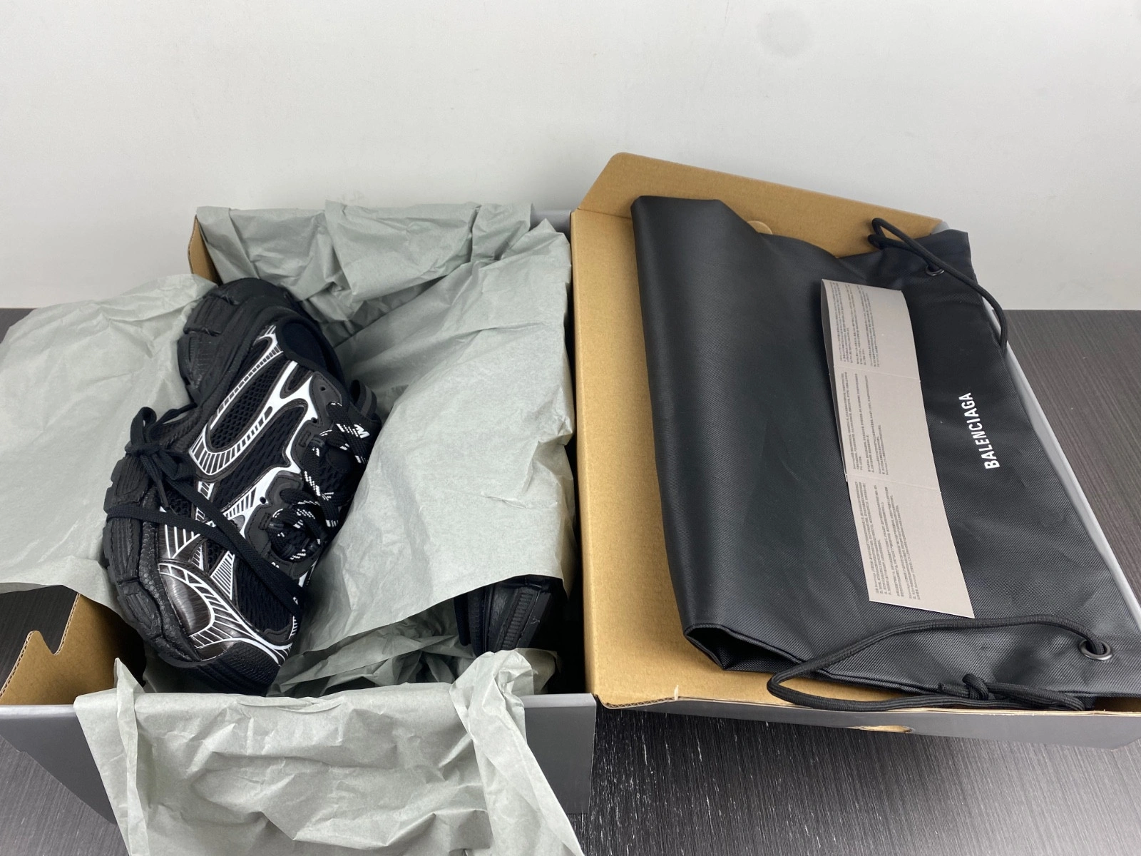 BALENCIAGA MEN'S 3XL MULE IN BLACK
