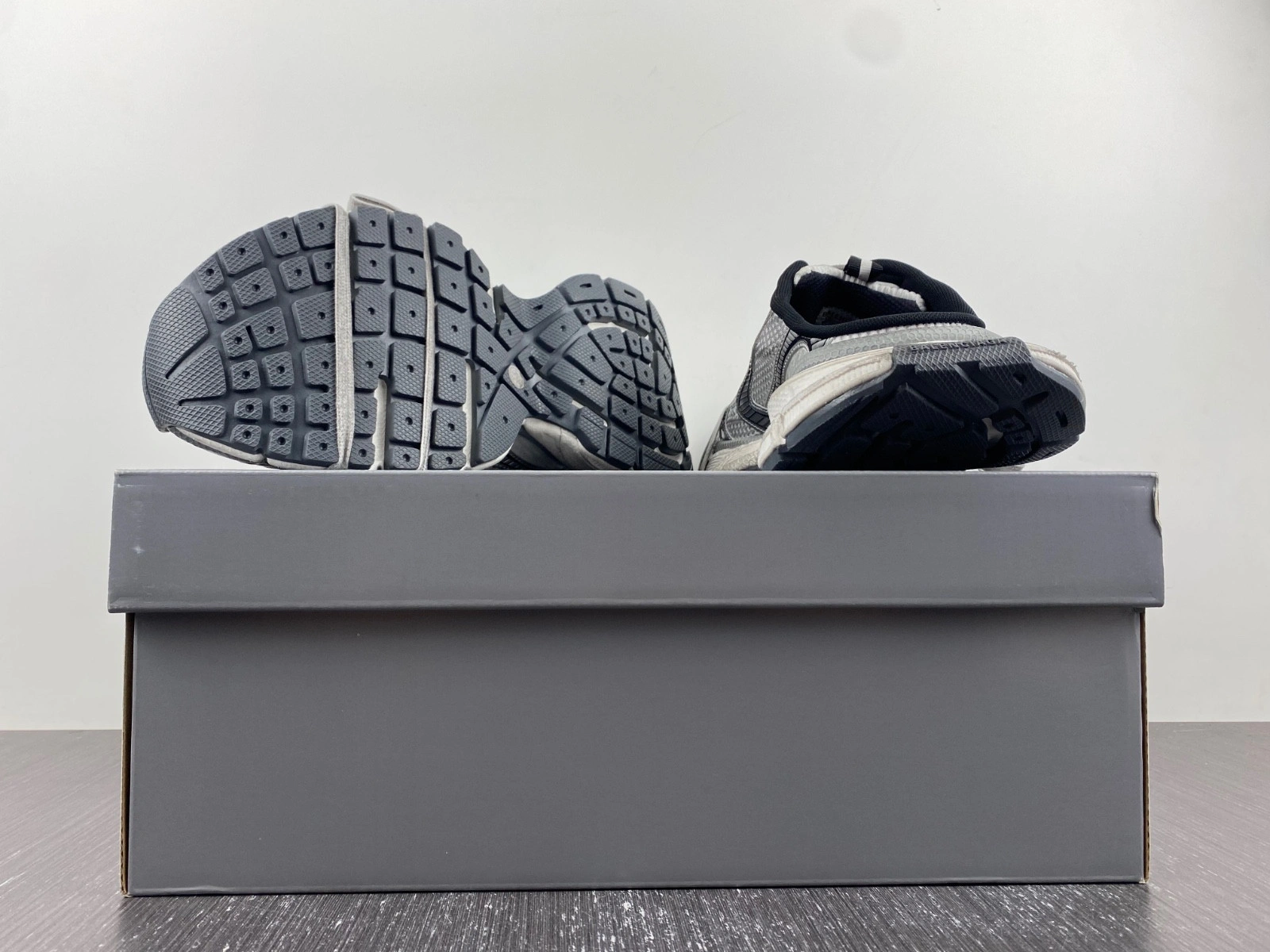 BALENCIAGA MEN'S 3XL MULE SNEAKER