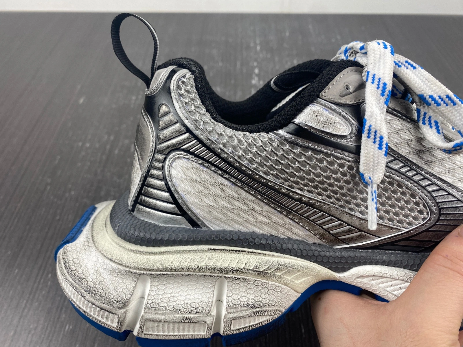 BALENCIAGA MEN'S 3XL SNEAKER DIRTY
