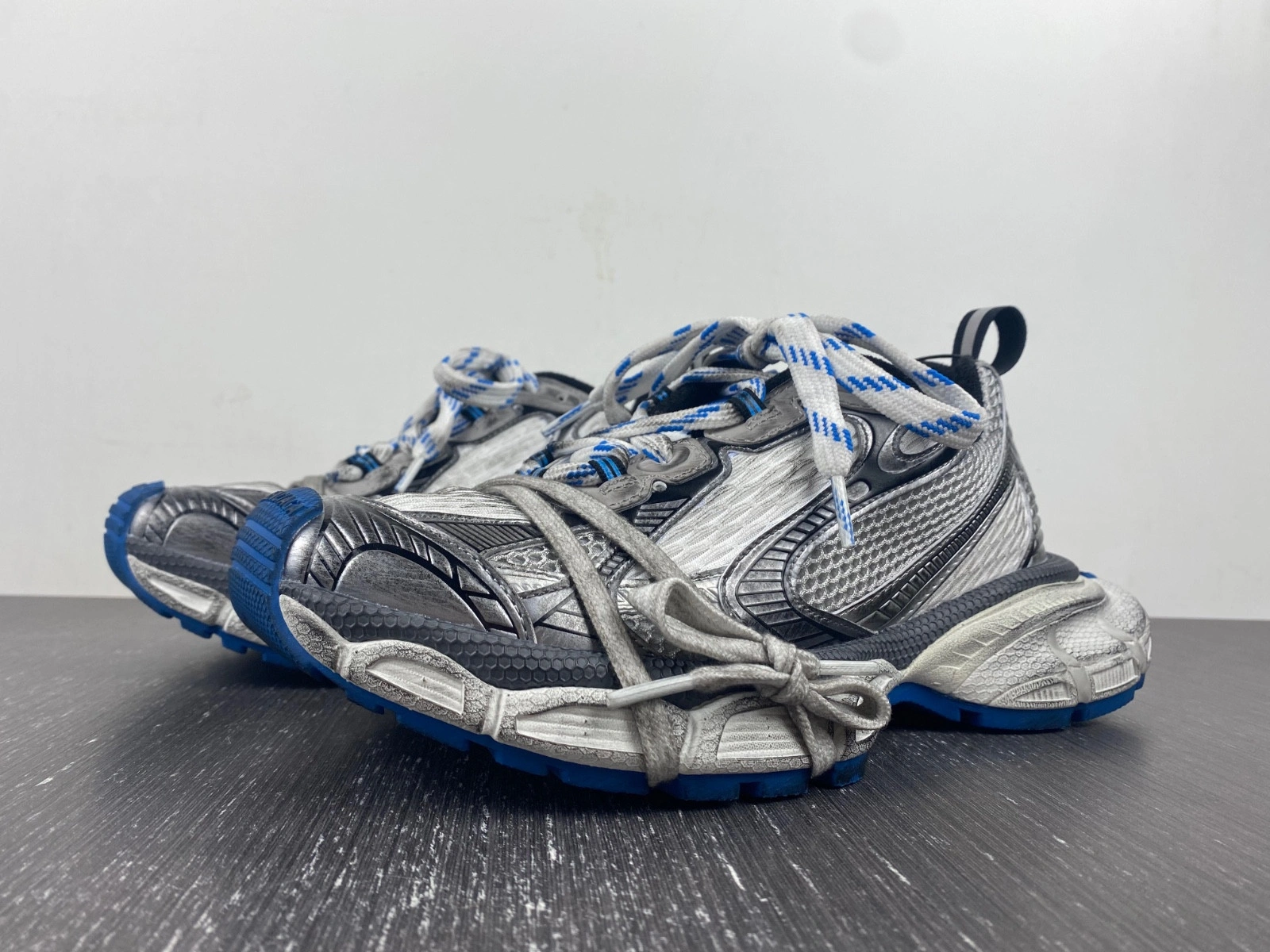 BALENCIAGA MEN'S 3XL SNEAKER DIRTY