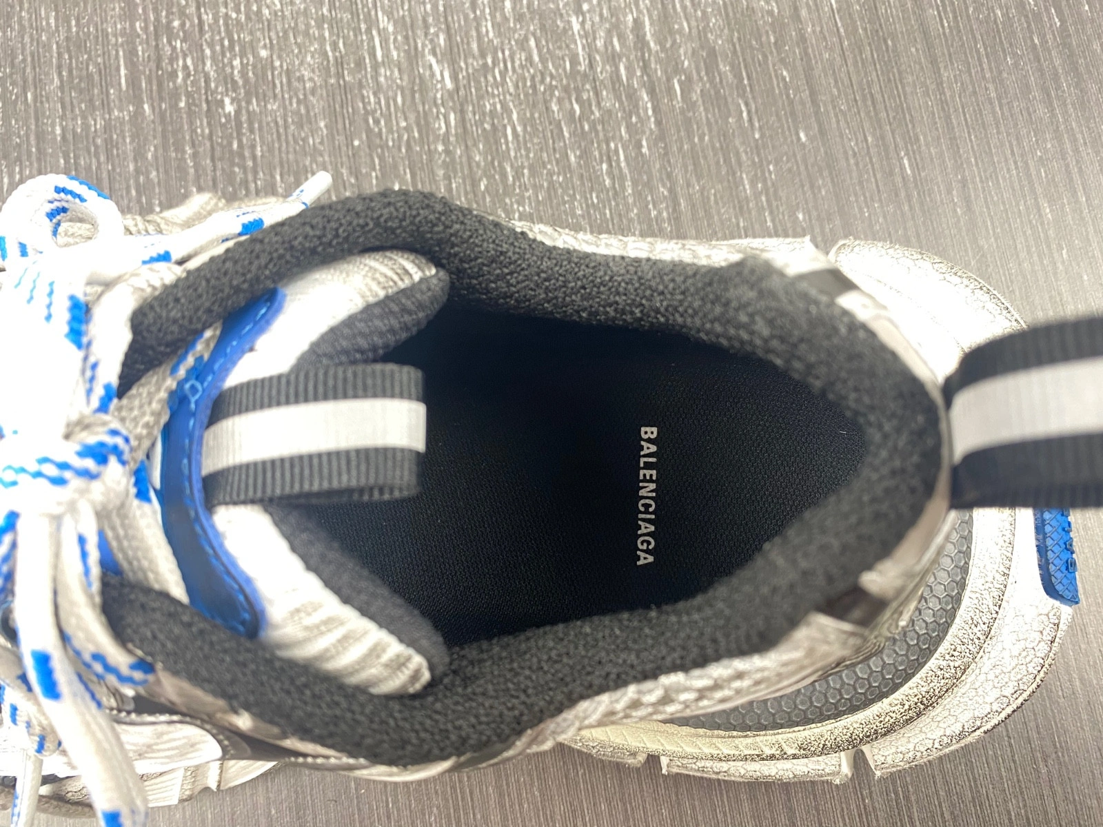 BALENCIAGA MEN'S 3XL SNEAKER DIRTY