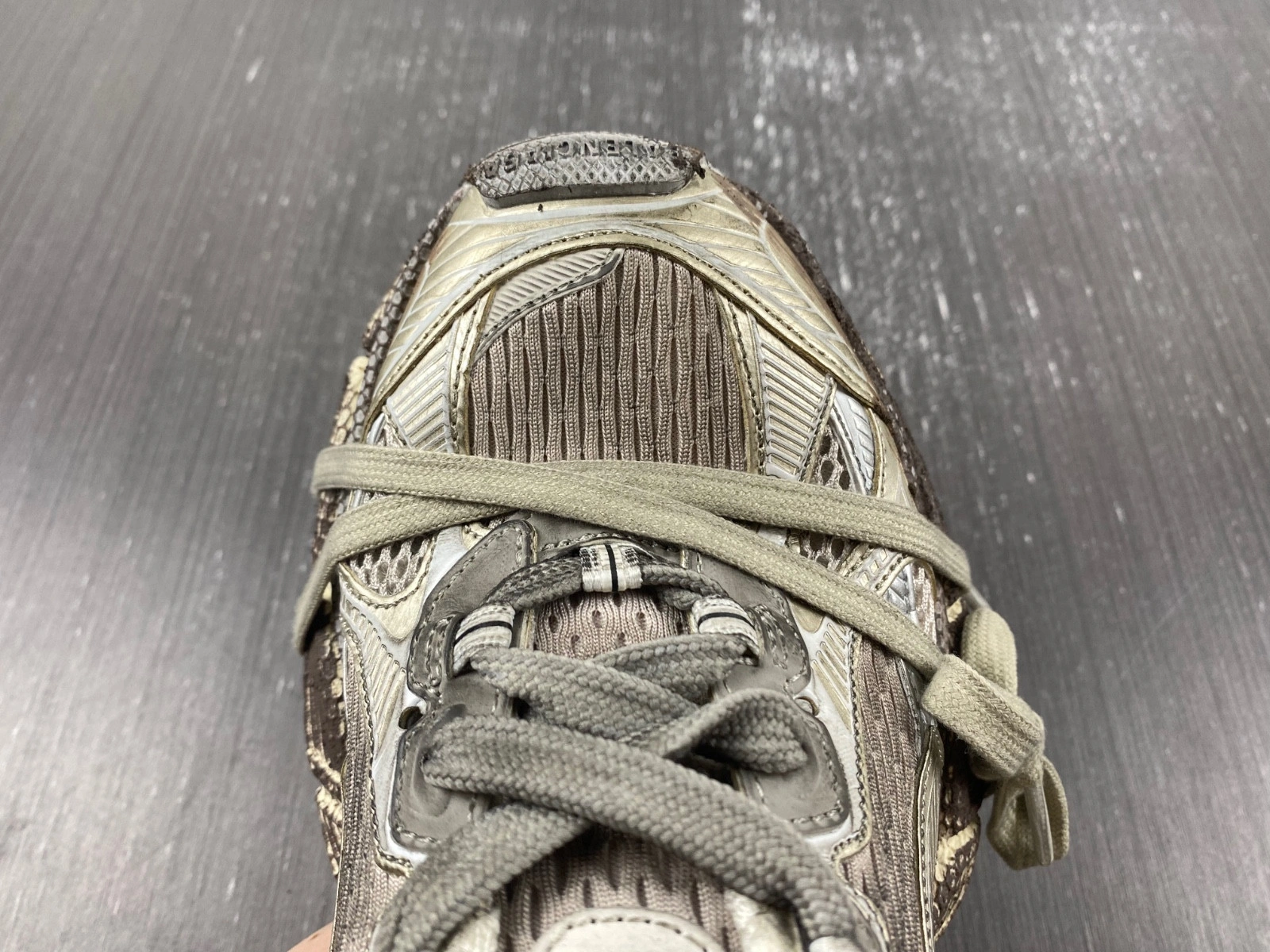 BALENCIAGA MEN'S 3XL SNEAKER DIRTY