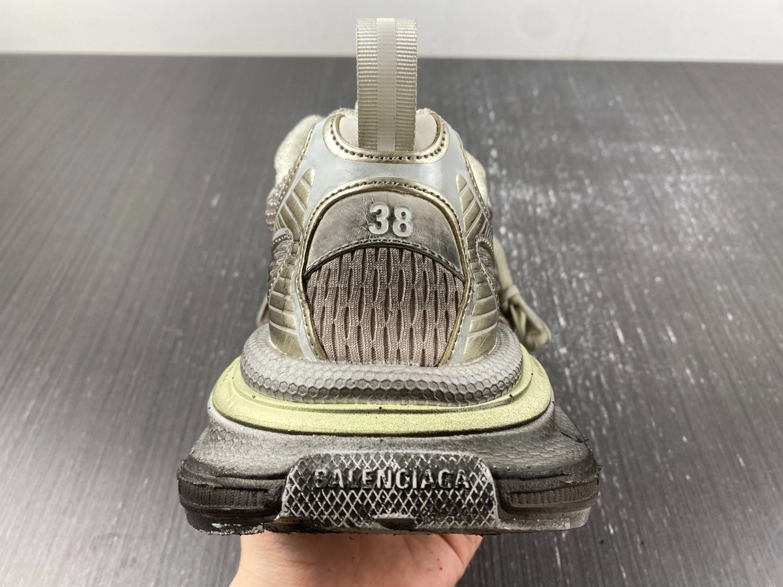 BALENCIAGA MEN'S 3XL SNEAKER DIRTY