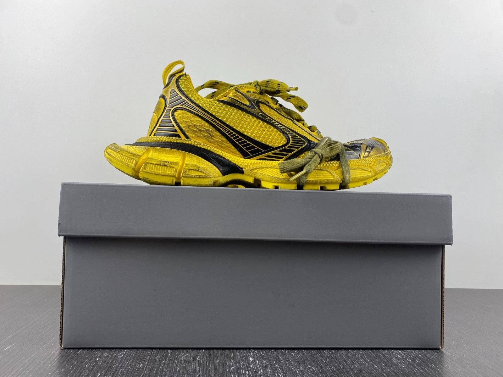 BALENCIAGA MEN'S 3XL SNEAKER Dirty