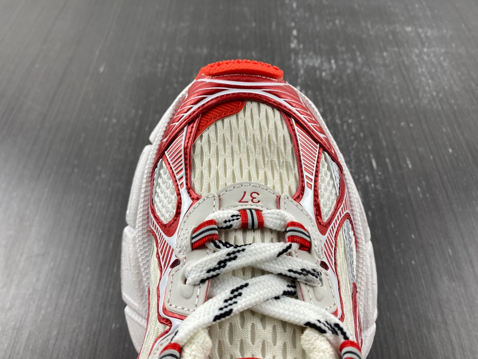 BALENCIAGA MEN'S 3XL SNEAKER IN WHITE