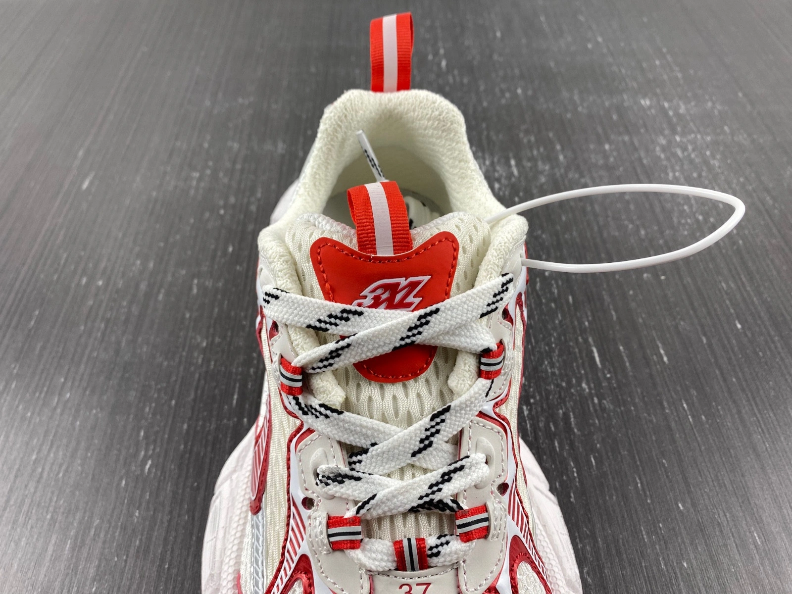 BALENCIAGA MEN'S 3XL SNEAKER IN WHITE